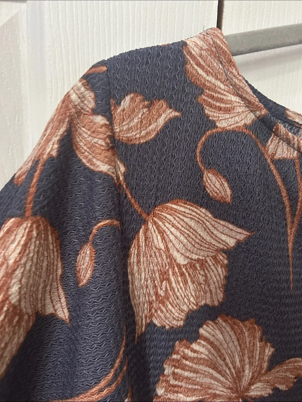 Loft Women's Navy Blue Floral Puff-Sleeve Top - chestnut Print